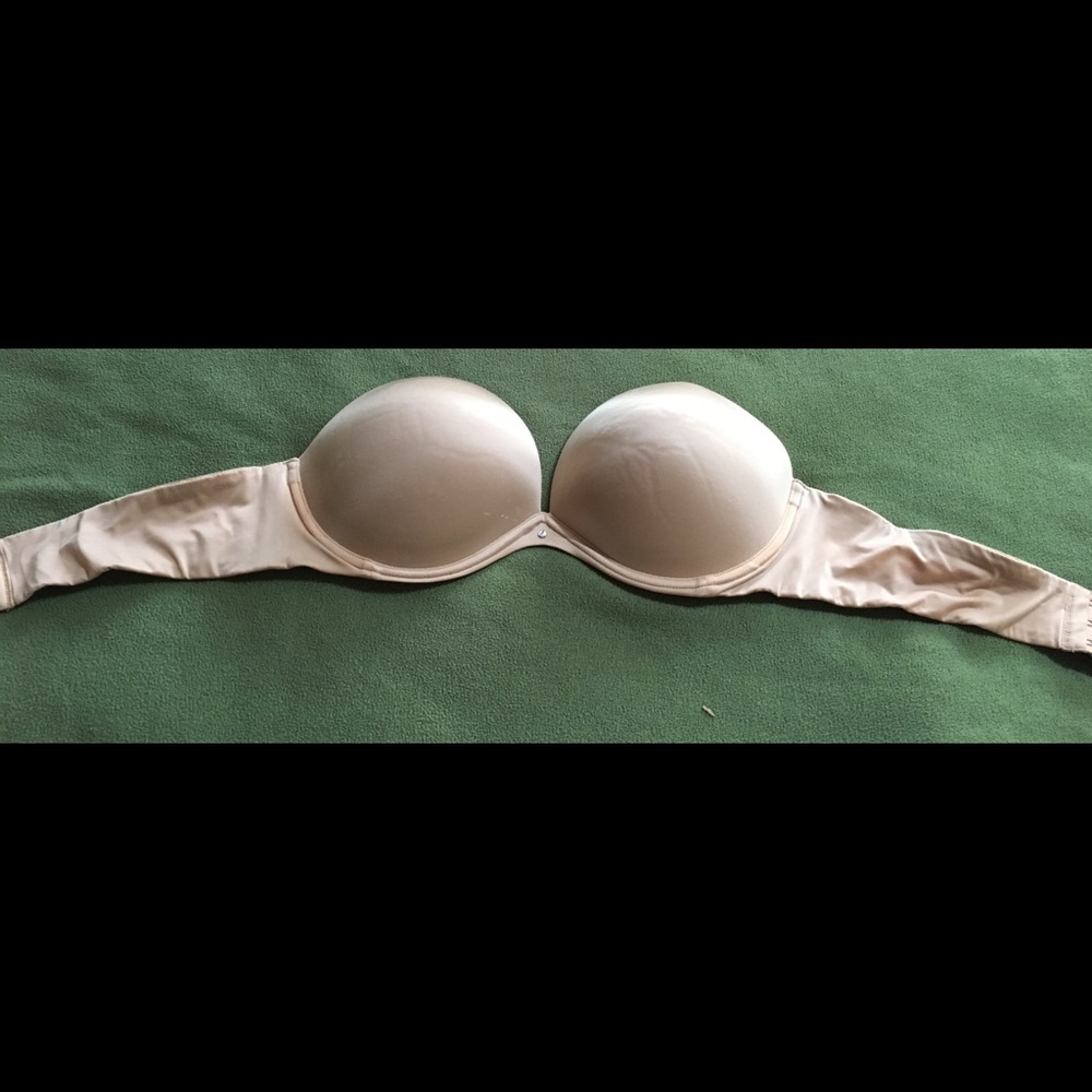 💥VS Nude Strapless gently used 38c